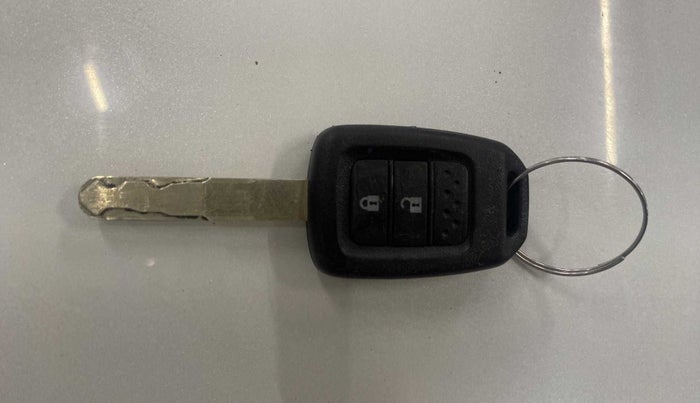 2016 Honda City 1.5L I-VTEC V MT, Petrol, Manual, 50,305 km, Key Close Up