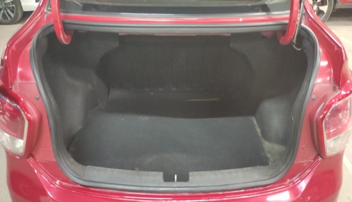 2014 Hyundai Xcent SX 1.2 (O), Petrol, Manual, 71,427 km, Boot Inside