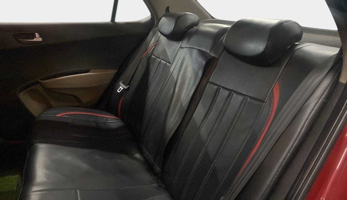 2014 Hyundai Xcent SX 1.2 (O), Petrol, Manual, 71,427 km, Right Side Rear Door Cabin