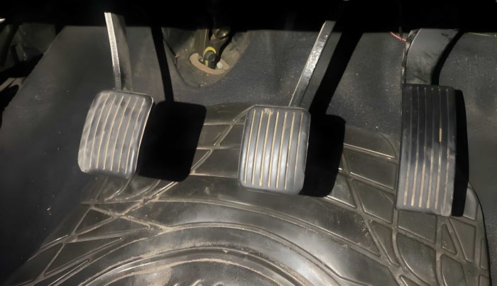 2014 Hyundai Xcent SX 1.2 (O), Petrol, Manual, 71,427 km, Pedals