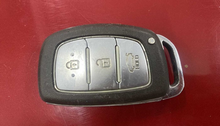 2014 Hyundai Xcent SX 1.2 (O), Petrol, Manual, 71,427 km, Key Close Up