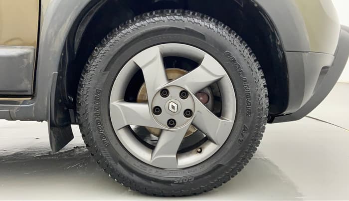 2014 Renault Duster RXL 110 PS ADVENTURE, Diesel, Manual, 79,252 km, Right Front Wheel
