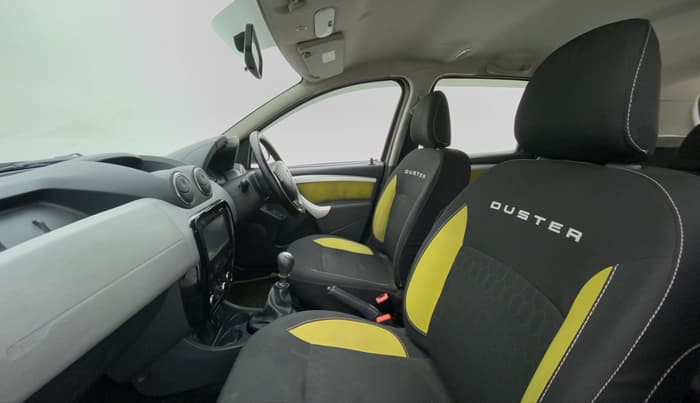 2014 Renault Duster RXL 110 PS ADVENTURE, Diesel, Manual, 79,252 km, Right Side Front Door Cabin