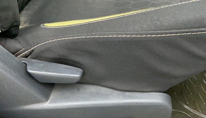 2014 Renault Duster RXL 110 PS ADVENTURE, Diesel, Manual, 79,252 km, Driver Side Adjustment Panel