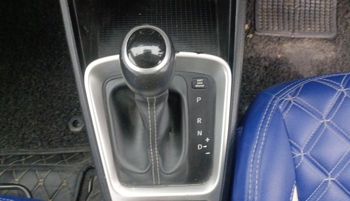 2019 Hyundai VENUE SX PLUS 1.0 TURBO DCT, Petrol, Automatic, 14,948 km, Gear Lever