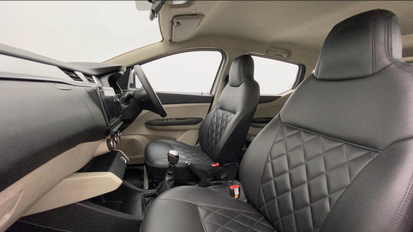 2021 Renault TRIBER RXZ, Petrol, Manual, 43,879 km, Right Side Front Door Cabin