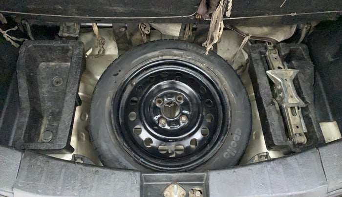 2014 Maruti Wagon R 1.0 VXI, Petrol, Manual, 1,14,840 km, Spare Tyre