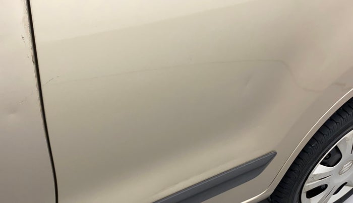 2014 Maruti Wagon R 1.0 VXI, Petrol, Manual, 1,14,840 km, Rear left door - Slightly dented