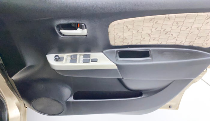 2014 Maruti Wagon R 1.0 VXI, Petrol, Manual, 1,14,840 km, Driver Side Door Panels Control