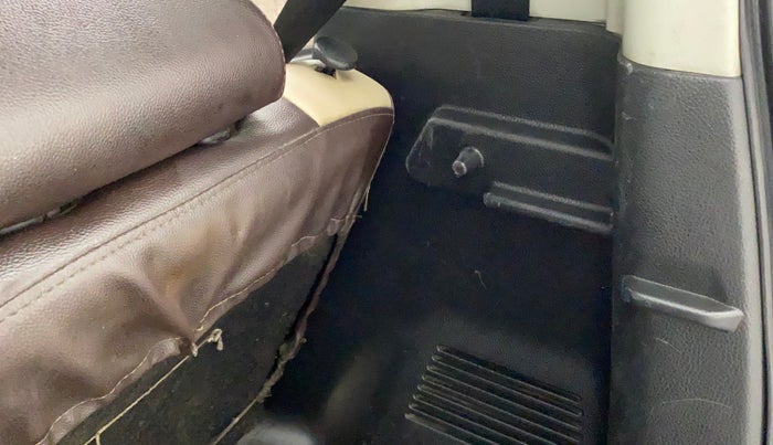 2014 Maruti Wagon R 1.0 VXI, Petrol, Manual, 1,14,840 km, Dicky (Boot door) - Parcel tray missing