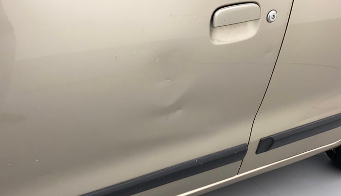 2014 Maruti Wagon R 1.0 VXI, Petrol, Manual, 1,14,840 km, Front passenger door - Slightly dented