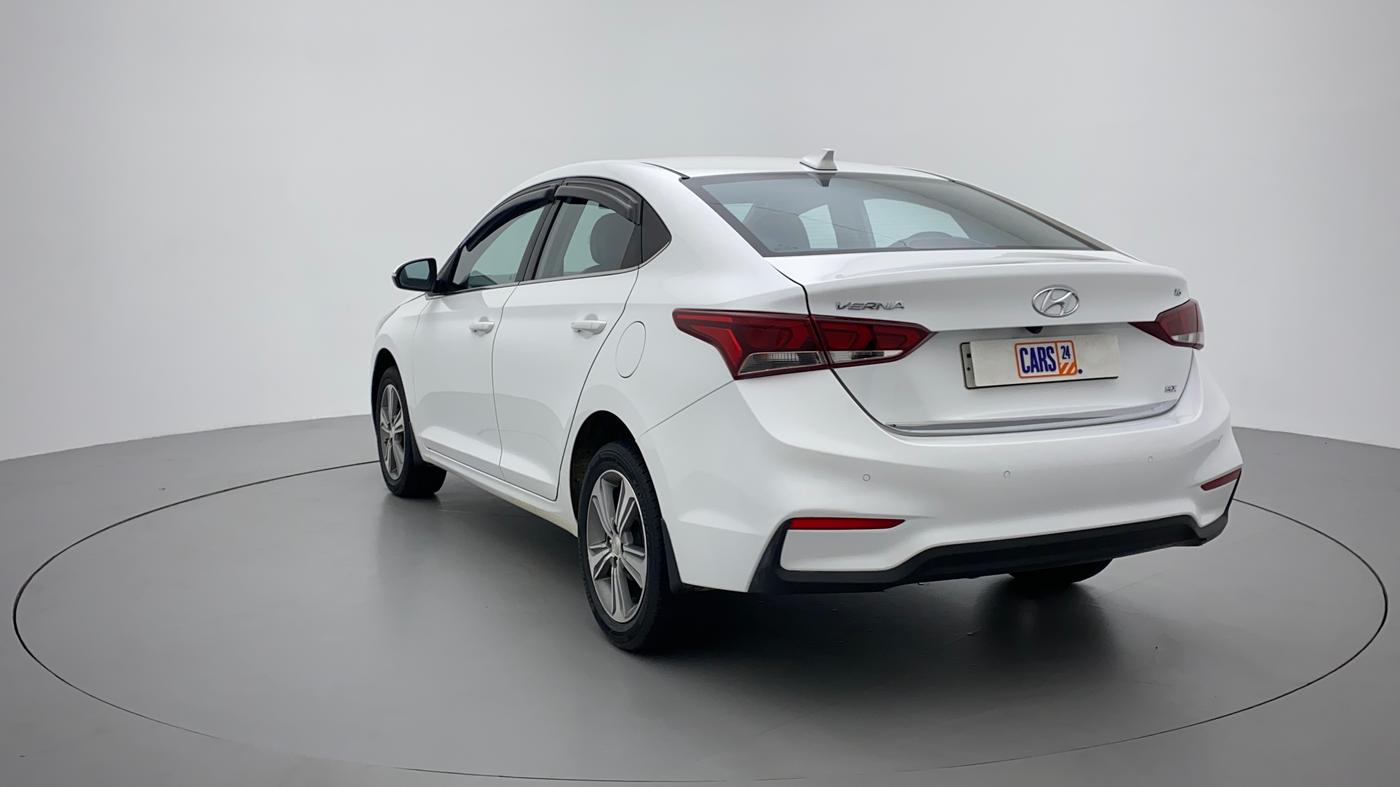 2018 Hyundai Verna 1.6 VTVT SX, Petrol, Manual, 32,220 km, Left Back Diagonal