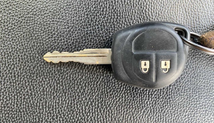 2019 Maruti Swift VXI, Petrol, Manual, 58,152 km, Key Close Up