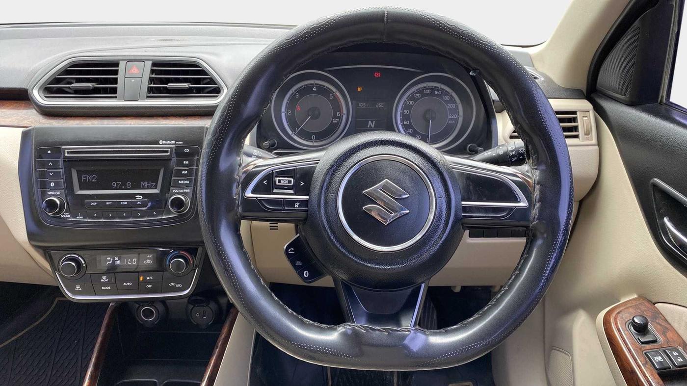 2018 Maruti Dzire ZDI AMT, Diesel, Automatic, 1,06,912 km, Steering Wheel Close Up