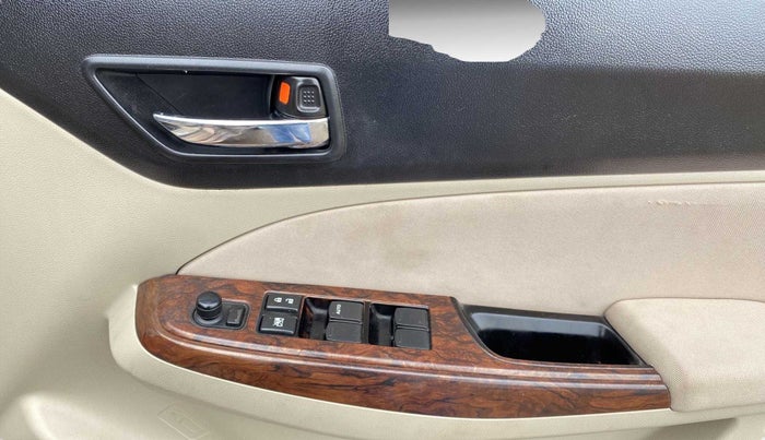 2018 Maruti Dzire ZDI AMT, Diesel, Automatic, 1,06,912 km, Driver Side Door Panels Control