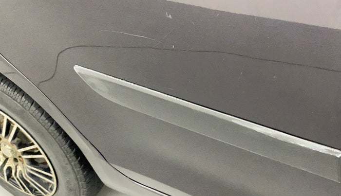 2015 Maruti Swift VXI, Petrol, Manual, 48,681 km, Right rear door - Slightly dented