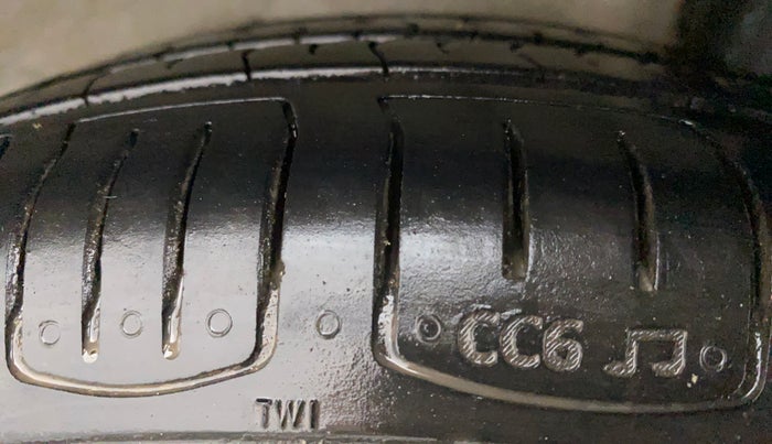 2011 Maruti Ritz VDI, Diesel, Manual, 1,14,469 km, Left Rear Tyre Tread
