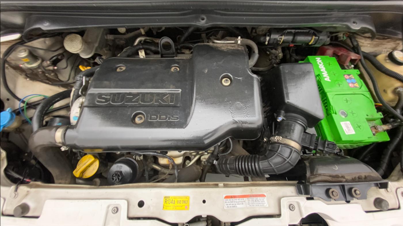 2011 Maruti Ritz VDI, Diesel, Manual, 1,14,469 km, Open Bonet
