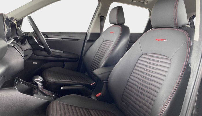 2022 KIA SONET GTX PLUS 1.5 AT, Diesel, Automatic, 41,758 km, Right Side Front Door Cabin