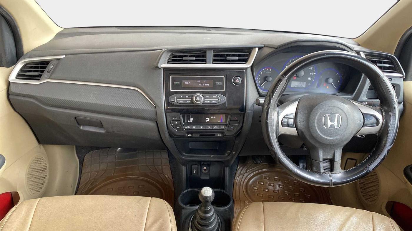 2017 Honda Brio S MT, Petrol, Manual, 49,964 km, Dashboard