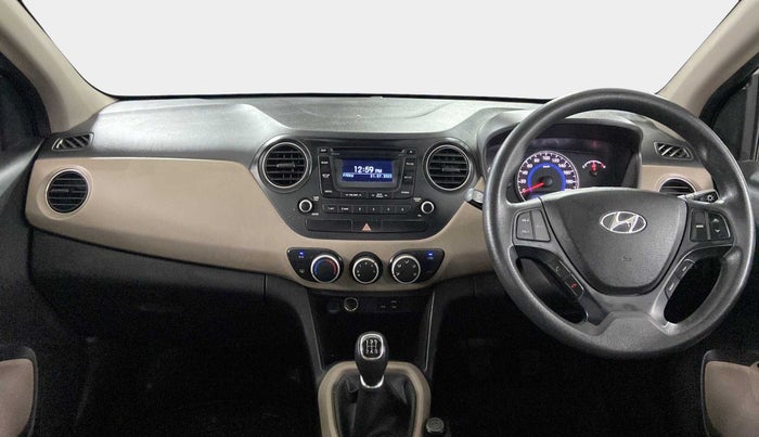 2016 Hyundai Grand i10 SPORTZ 1.2 KAPPA VTVT, Petrol, Manual, 43,589 km, Dashboard
