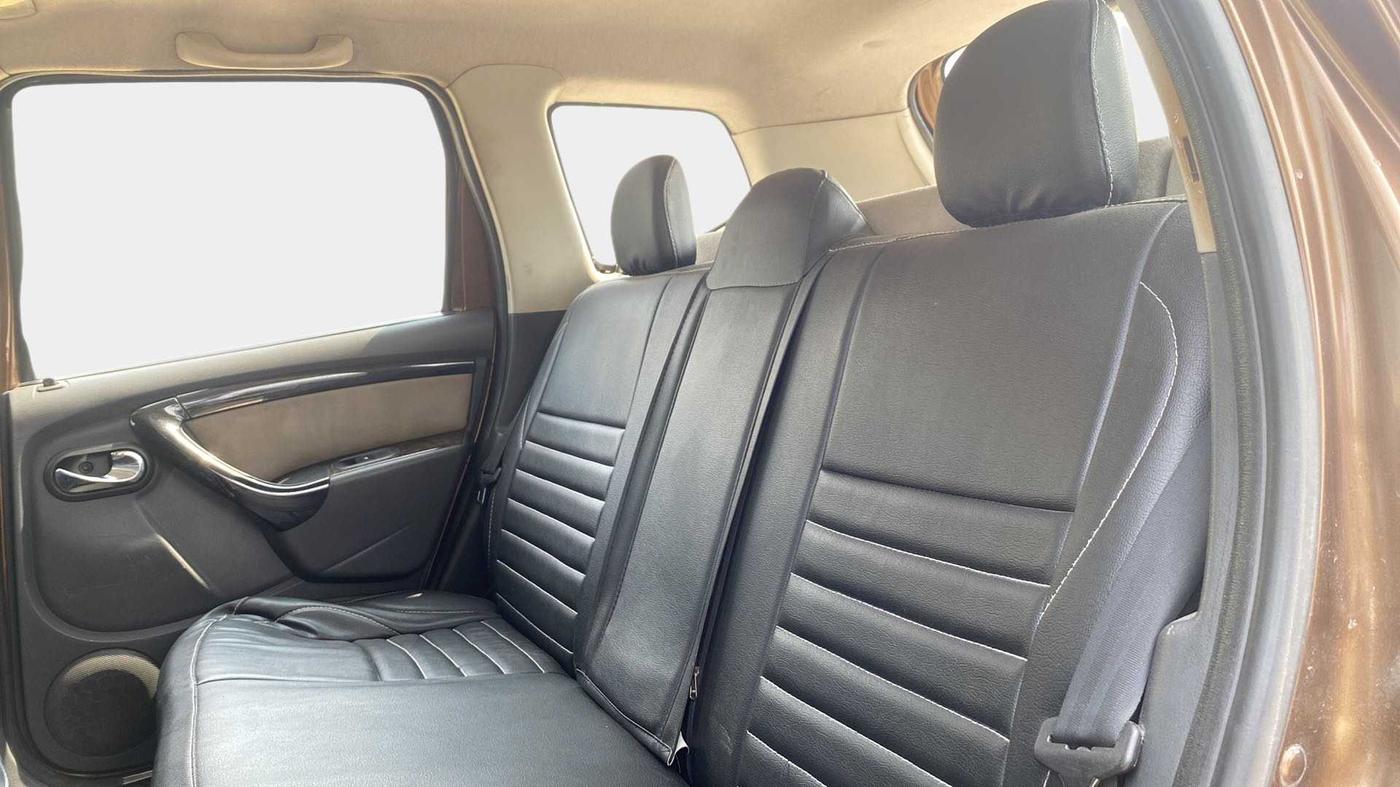 2012 Renault Duster 110 PS RXZ DIESEL, Diesel, Manual, 1,21,243 km, Right Side Rear Door Cabin