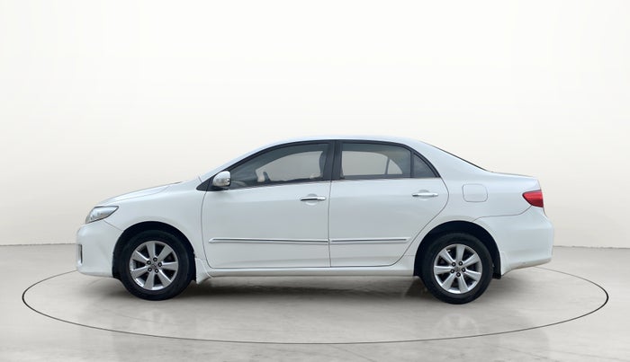 2011 Toyota Corolla Altis G DIESEL, Diesel, Manual, 1,07,236 km, Left Side