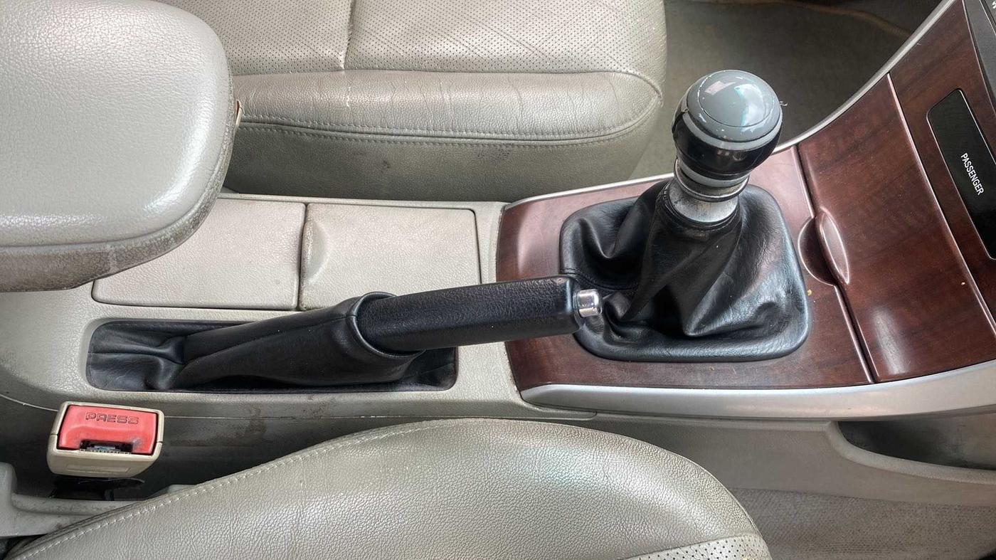 2011 Toyota Corolla Altis G DIESEL, Diesel, Manual, 1,07,236 km, Gear Lever