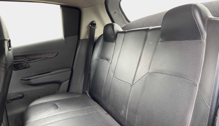 2018 Mahindra KUV 100 NXT K2 P 6 STR, Petrol, Manual, 28,611 km, Right Side Rear Door Cabin