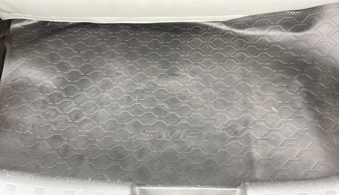 2014 Maruti Swift VXI, Petrol, Manual, 27,376 km, Boot Inside