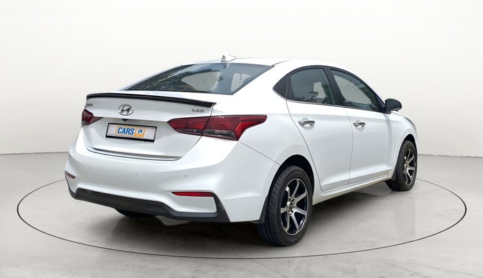 2017 Hyundai Verna 1.6 EX CRDI, Diesel, Manual, 89,224 km, Right Back Diagonal