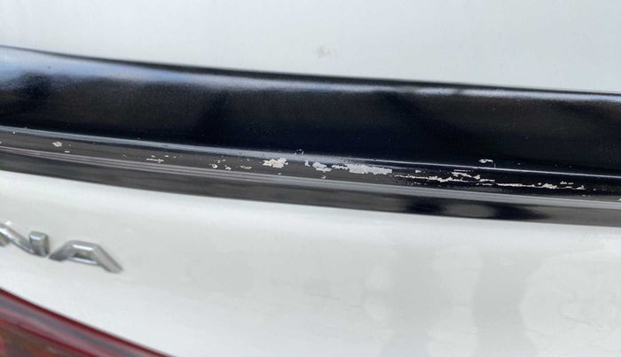 2017 Hyundai Verna 1.6 EX CRDI, Diesel, Manual, 89,224 km, Dicky (Boot door) - Minor scratches