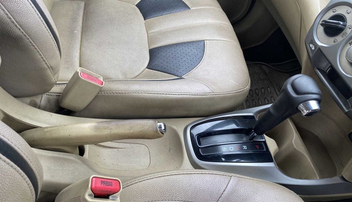 2011 Honda City 1.5L I-VTEC V AT, Petrol, Automatic, 66,098 km, Gear Lever