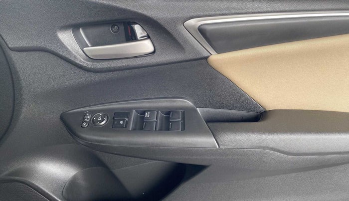 2018 Honda Jazz 1.2L I-VTEC V CVT, Petrol, Automatic, 28,319 km, Driver Side Door Panels Control