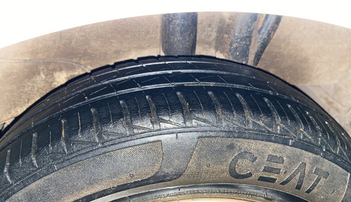 2021 Hyundai NEW SANTRO MAGNA, Petrol, Manual, 30,796 km, Left Rear Tyre Tread