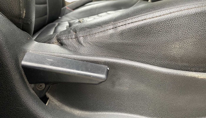 2017 Tata Tiago XM DIESEL, Diesel, Manual, 48,674 km, Driver Side Adjustment Panel