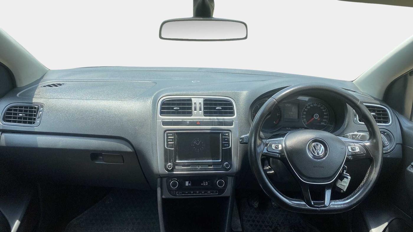 2018 Volkswagen Polo HIGHLINE PLUS 1.5 16 ALLOY, Diesel, Manual, 76,977 km, Dashboard