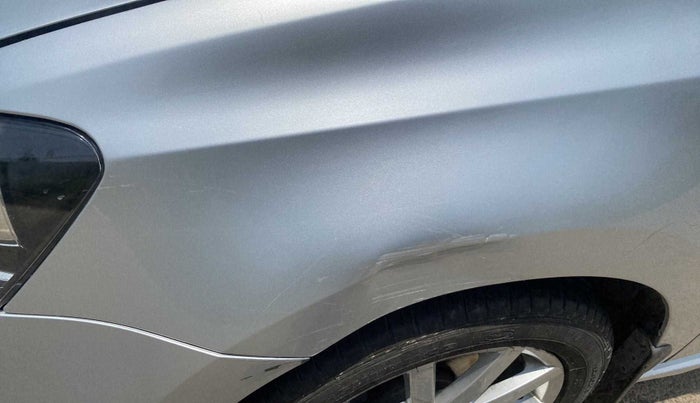2018 Volkswagen Polo HIGHLINE PLUS 1.5 16 ALLOY, Diesel, Manual, 76,977 km, Left fender - Slightly dented