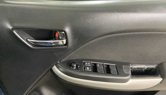 2017 Maruti Baleno DELTA PETROL 1.2, Petrol, Manual, 44,183 km, Driver Side Door Panels Control