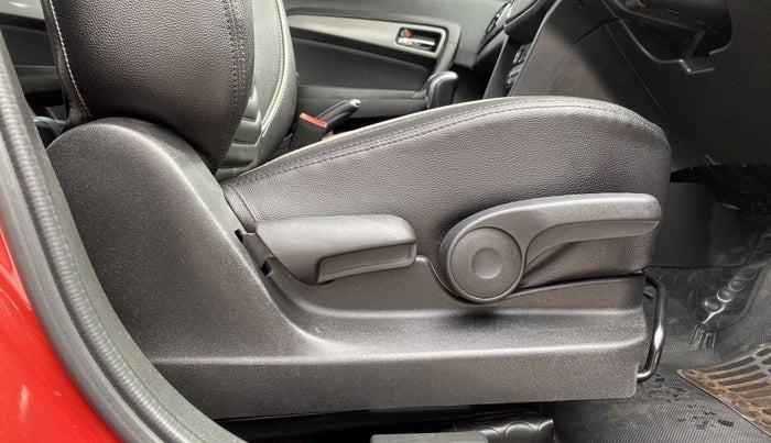 2018 Maruti Vitara Brezza ZDI PLUS AT DUAL TONE, Diesel, Automatic, 67,416 km, Driver Side Adjustment Panel