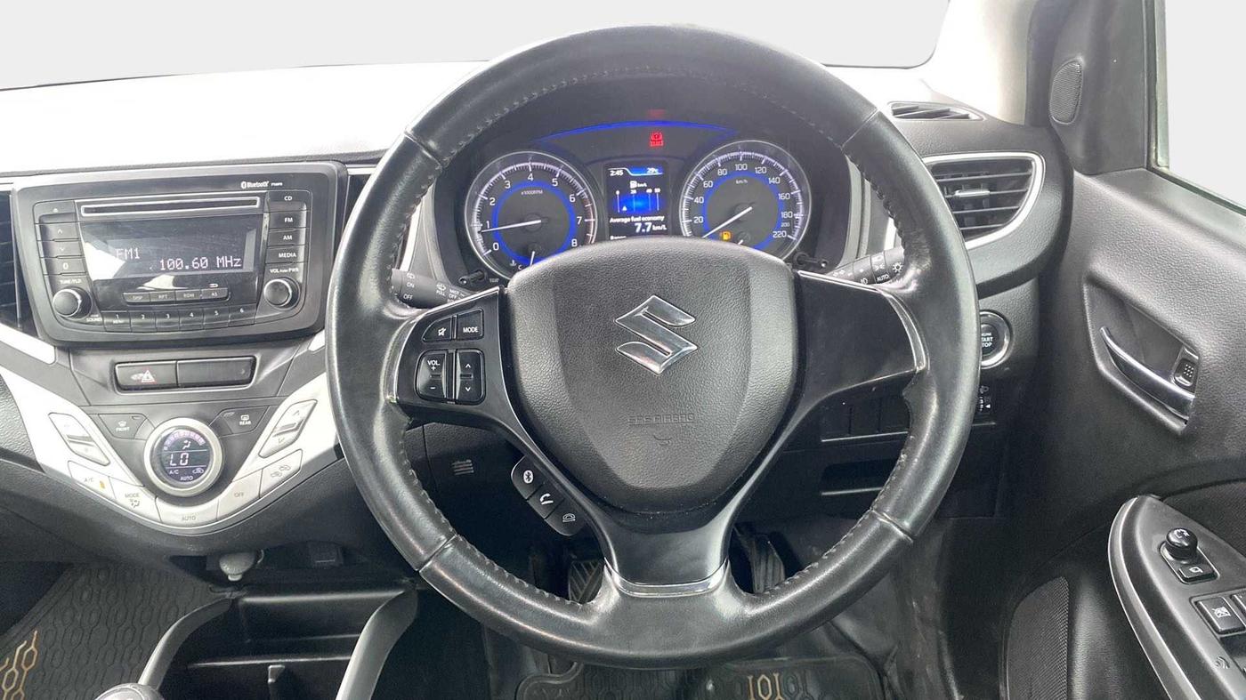 2017 Maruti Baleno ZETA PETROL 1.2, Petrol, Manual, 40,779 km, Steering Wheel Close Up