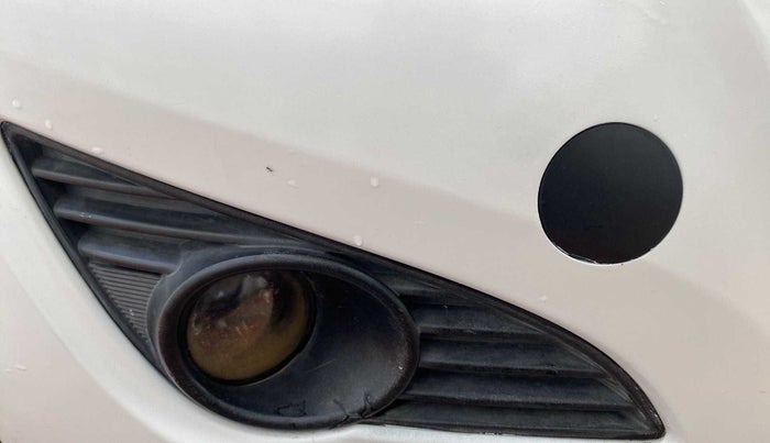 2015 Maruti Ritz VDI, Diesel, Manual, 77,743 km, Right fog light - Not working