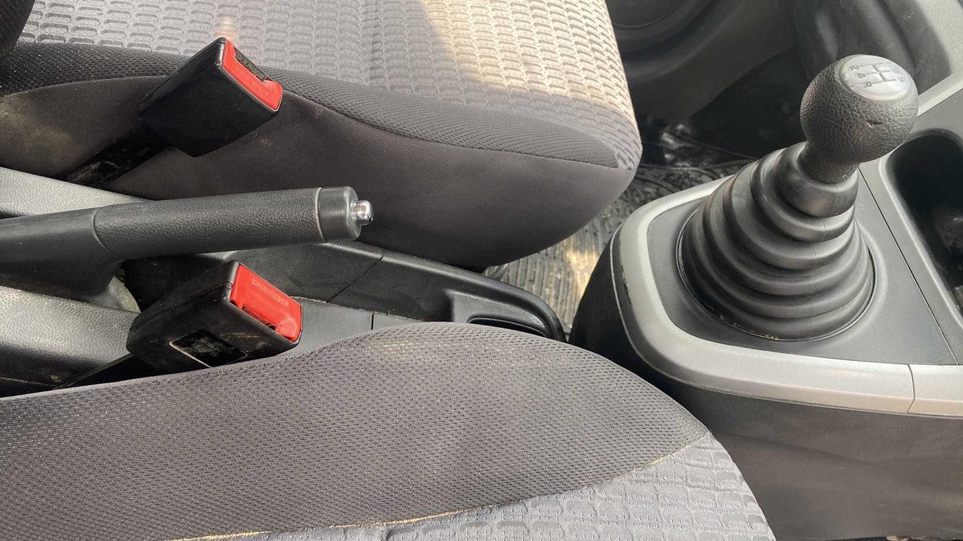 2015 Maruti Ritz VDI, CNG, Manual, 77,743 km, Gear Lever