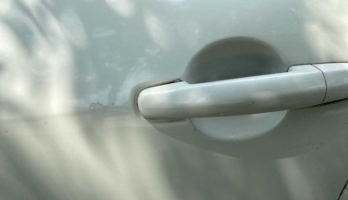 2012 Maruti Swift Dzire VXI, Petrol, Manual, 73,214 km, Front passenger door - Slightly dented