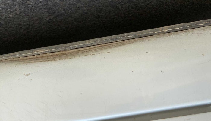 2012 Maruti Swift Dzire VXI, Petrol, Manual, 73,214 km, Right running board - Slightly dented