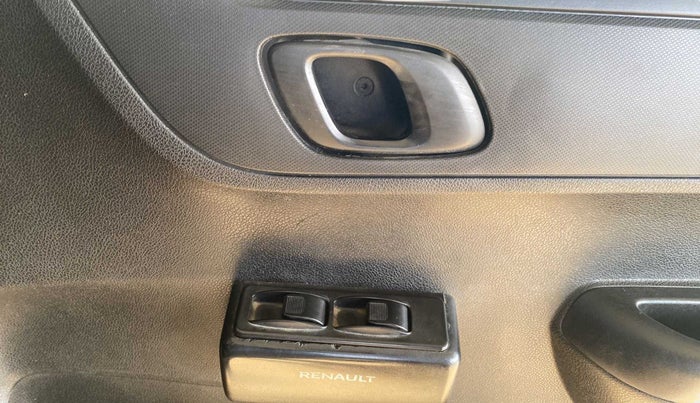 2017 Renault Kwid RXL, Petrol, Manual, 56,440 km, Driver Side Door Panels Control