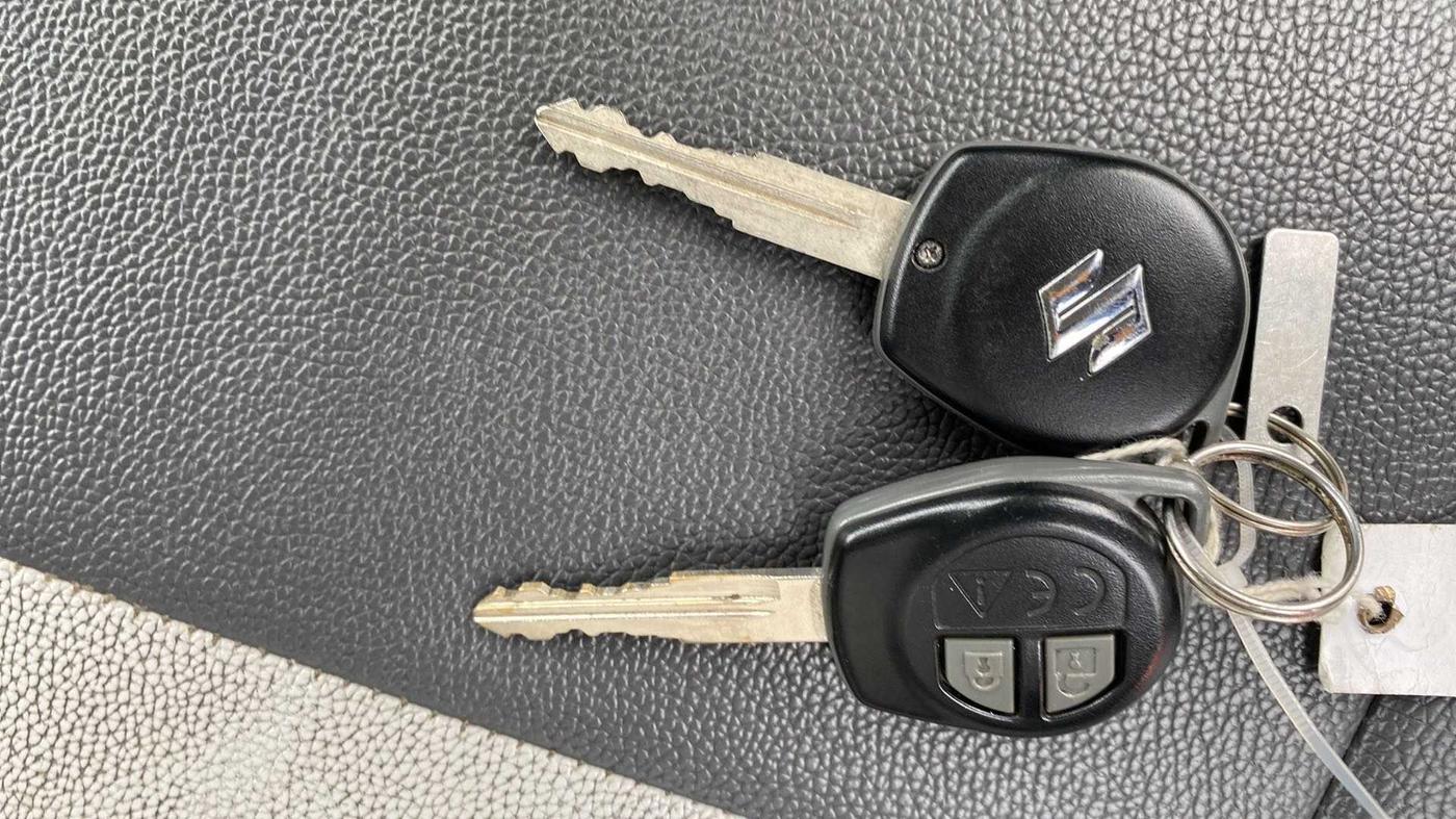 2018 Maruti IGNIS DELTA 1.2, Petrol, Manual, 37,940 km, Key Close Up