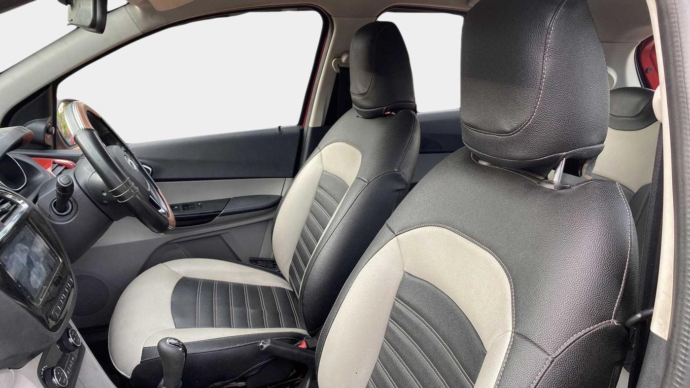2019 Tata Tiago XZ PLUS PETROL, Petrol, Manual, 36,335 km, Right Side Front Door Cabin
