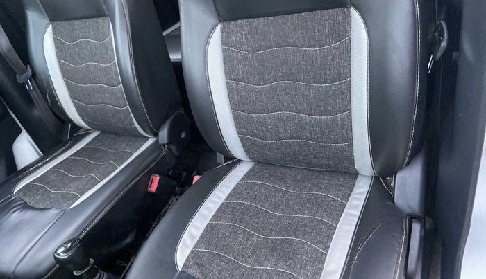 2019 Datsun Redi Go S, Petrol, Manual, 74,607 km, Front left seat (passenger seat) - Seat adjuster not functional