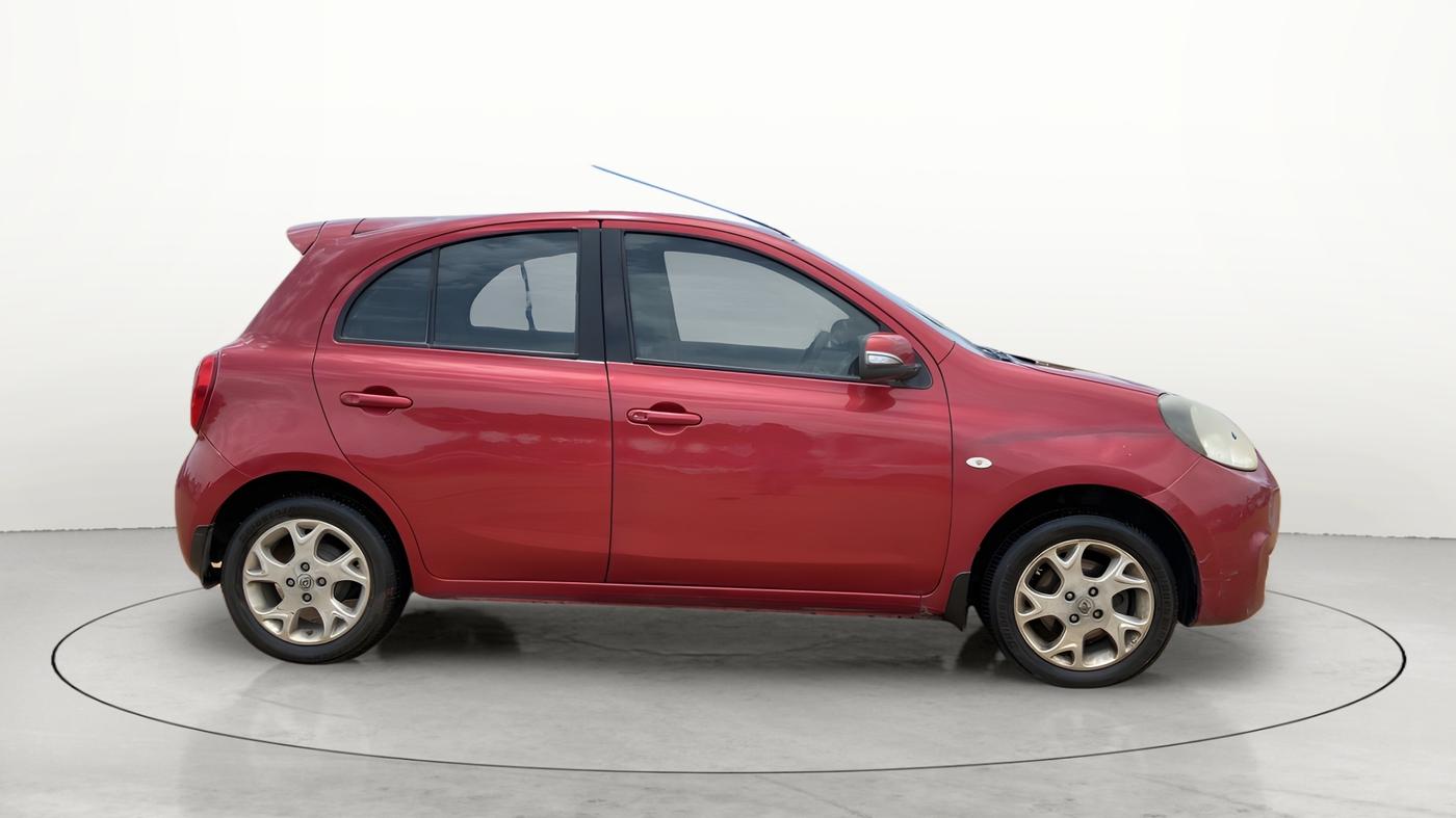 2013 Renault Pulse RXZ DIESEL, Diesel, Manual, 1,10,106 km, Right Side View